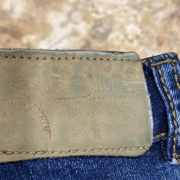 Boys size 5 silver jeans. Snap and zip close. (35/5) - Picture 3 of 16